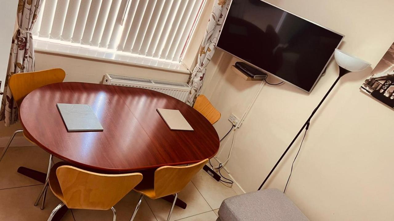 Richflo Holiday Rentals Manchester Esterno foto