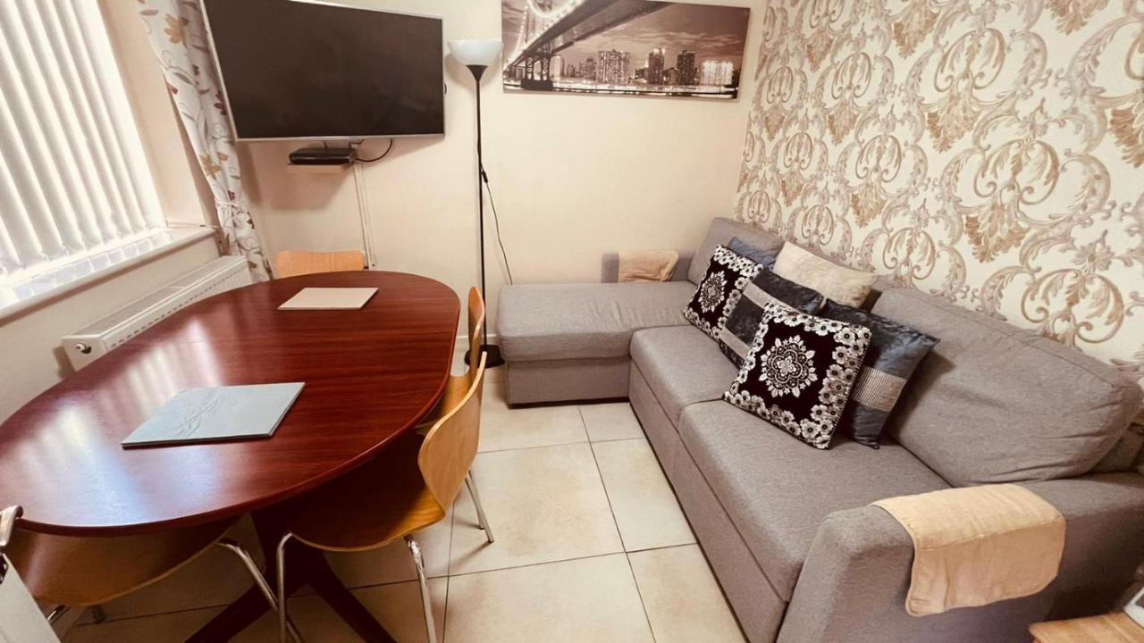 Richflo Holiday Rentals Manchester Esterno foto